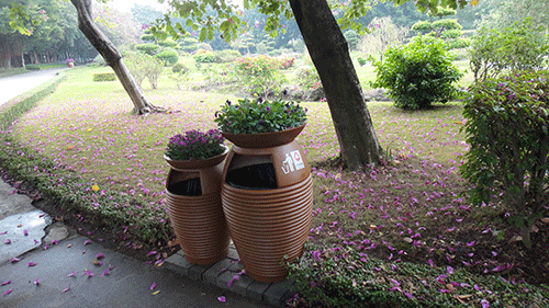  汕頭玻璃鋼花盆垃圾桶，點(diǎn)綴公園好環(huán)境。